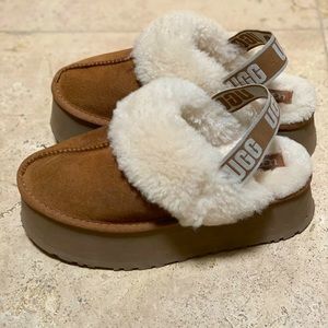 UGGS Funkette Chopd| Size 8| chestnut Funkettes